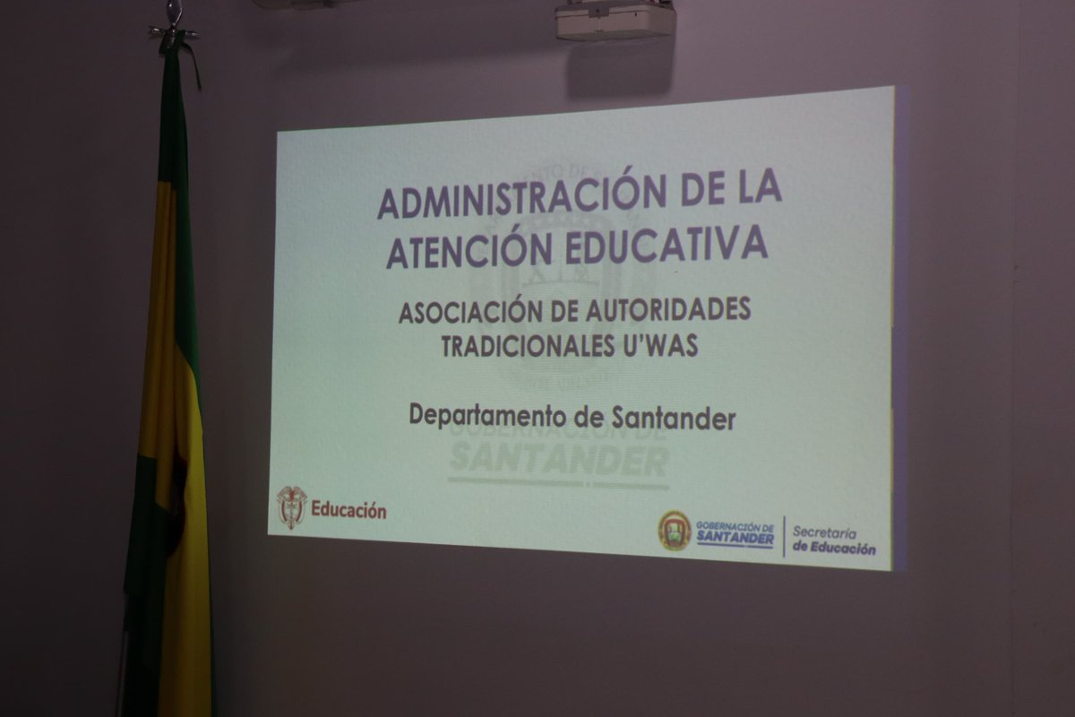 Primera Mesa Técnica de Educación con Comunidades Indígenas

Hoy en CENFER, bajo el liderazgo de la secretaria de educación María Paola Suárez y con el apoyo del secretario del Interior, MG (r) Óscar Eduardo Hernández, desarrollamos un espacio de diálogo y construcción conjunta