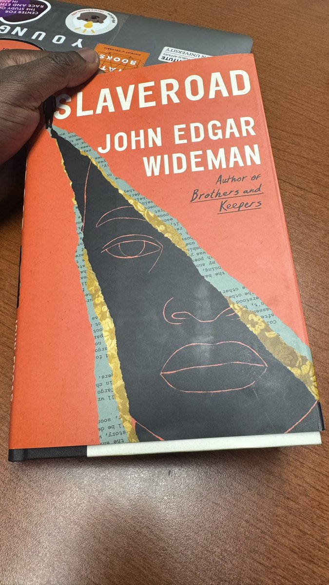 Bryte_Kwasi's tweet photo. “Good writing is always about things that are important to you, things that are scary to you, things that eat you up. But the writing is a way of not allowing those things to destroy you.” — John Edgar Wideman
#DecemberRead https://t.co/wJ9Guc16th