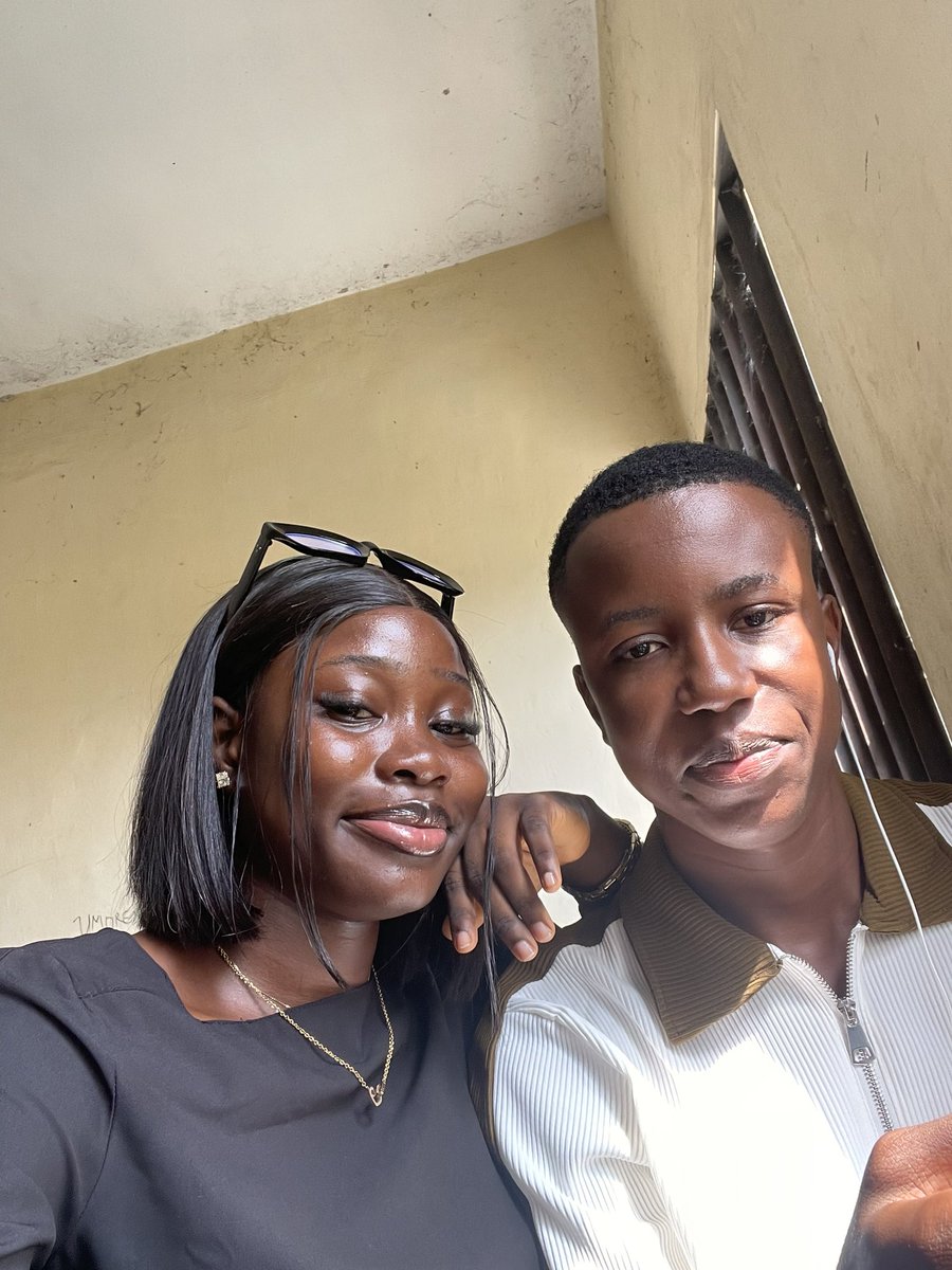_BlessingNelson's tweet photo. Was with your Idolo today ๐โค๏ธ
@debar_fx ๐
#Tech
#techie
#everythingweb3
#asherkine https://t.co/MclDwkPhgv