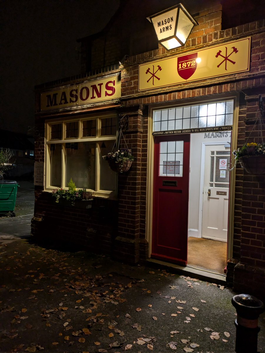 BRAPA .... OXFORDSHIRE COUNTDOWN (PART 4 of 5, PUBS 13-7) simeyeveritt.wixsite.com/brapa/post/bra…