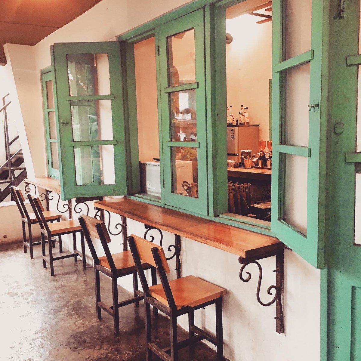 indrasaurus's tweet image. 10/30