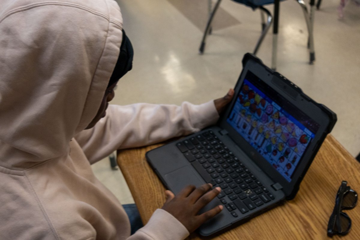 bunche_ms's tweet image. 🌟 Hour of Code with ADP at Bunche Middle School 🌟
Bunche Middle School students had an incredible opportunity to participate in the Hour of Code with ADP! 🚀💻
#HourOfCode #STEMEducation #CodingIsCool #ADPGivesBack #BuncheMiddleSchool #FutureCoders #InspiringInnovation