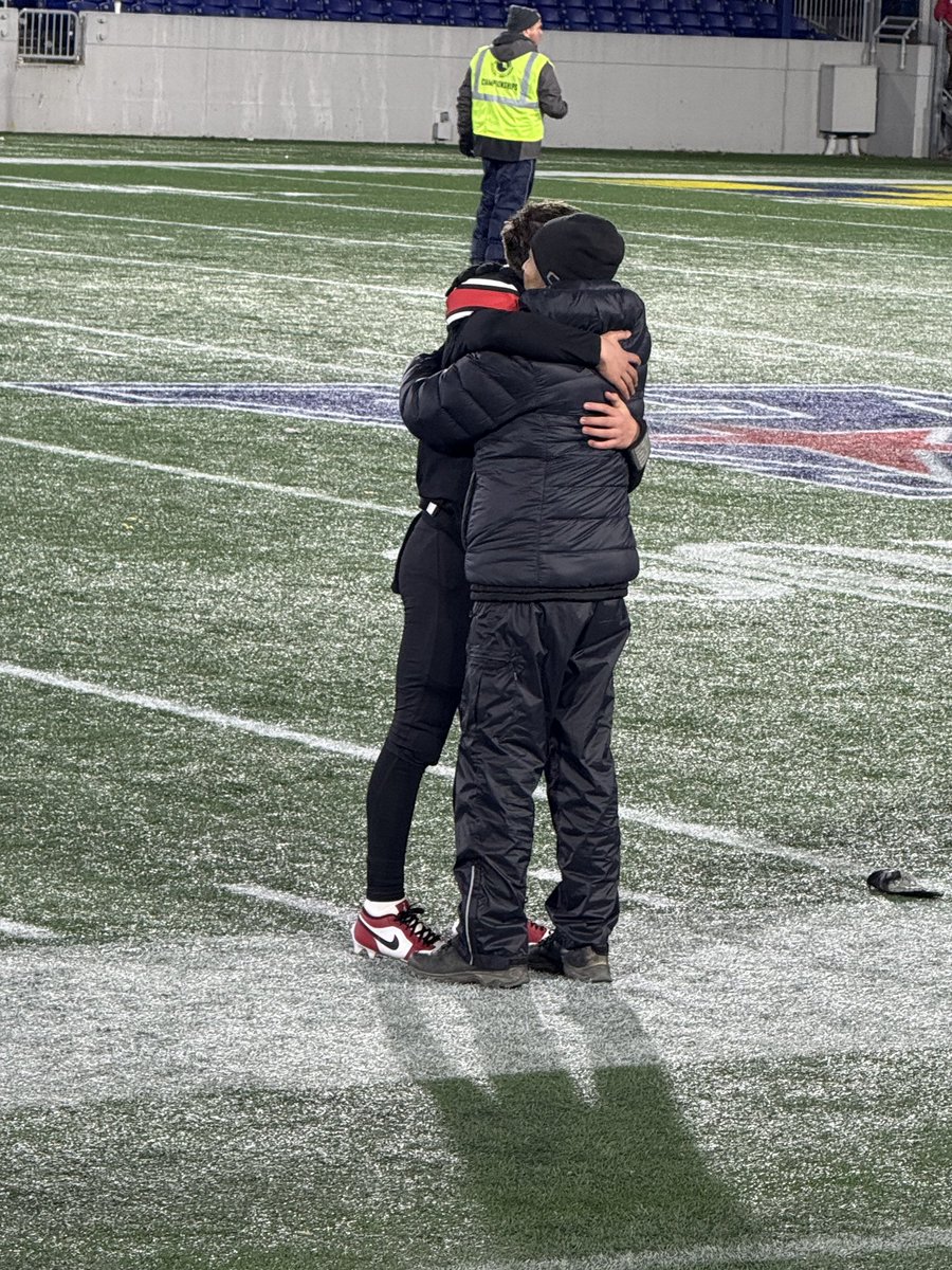 maddox_goldberg's tweet photo. Forever thankful to of been apart of such a special program over the past 4 years. I’d take my guys over yours any day of the week. ❤️🖤 #9out
@CoachChanguris @Coach__Belkin @QO_Coach_Kelley https://t.co/Y2XzNYsnN3