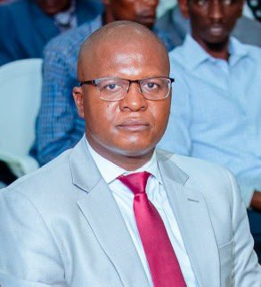 nsengieric's tweet photo. “Félicitations à Hon. #MbonihankuyeNestor pour sa nomination en tant que Ministre des Finances, du Budget et de la Planification Économique @BurundiGov . Sous votre leadership, nous espérons des avancées significatives pour une gestion économique inclusive et durable. https://t.co/nbif9A9dIb