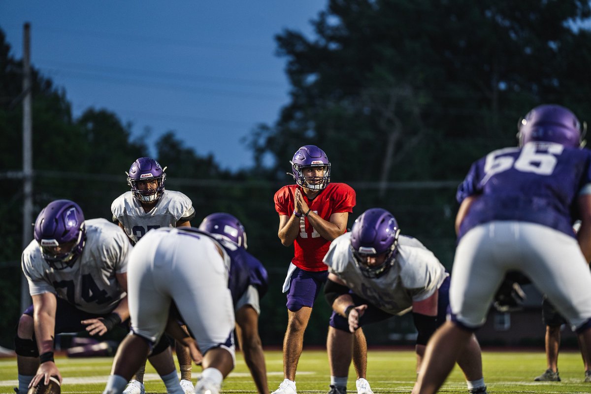 AlexGraham_1's tweet photo. Mid Year Transfer QB 

Looking for a home in the spring 

DM’s are open! https://t.co/vlwauWmvmK