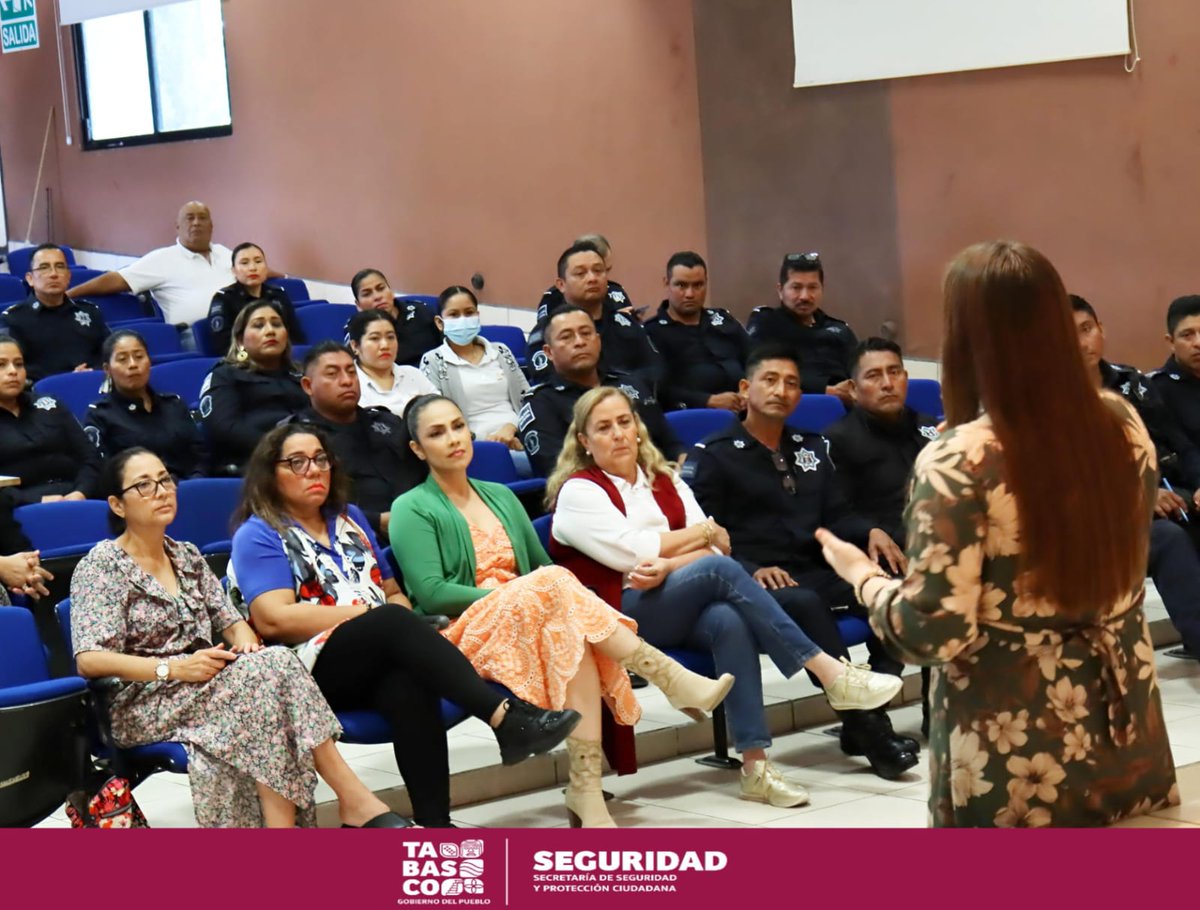 SSPCTabasco's tweet photo. Como parte de la campaña ¡Fortalece el Mundo Naranja! la Secretaría de Seguridad y Protección Ciudadana (SSPC) llevó a cabo la actividad,  "TU TESTIMONIO CUENTA", la cual estuvo a cargo de una víctima de violencia extrema de género.  
https://t.co/mkThKzBxeI https://t.co/17HlRkNQhX