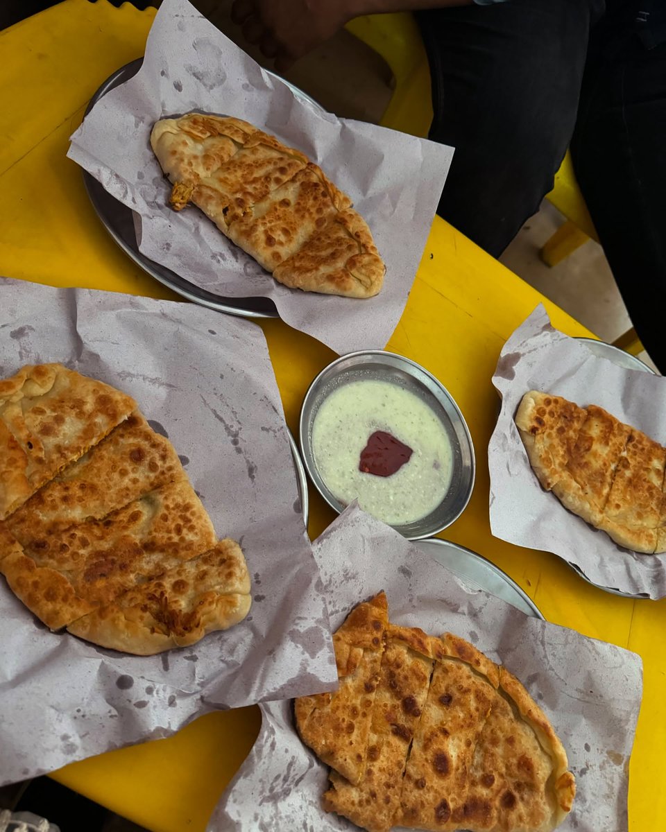 IshaDalal663921's tweet image. One of my favorite dishes that never get old
.
.
.
.
.
.
.
#rooti #fresh #chatni #prepare #baked