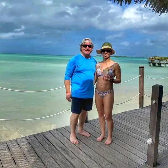HavanaturCuba's tweet photo. #OfertasHavanatur 🏨 Un hotel preferido por los clientes por la cercanía a la cautivadora #PlayaPilar 🏖️
#reservaonline 👉 https://t.co/iRLdvdiE9h https://t.co/d1SXyjt6Tk