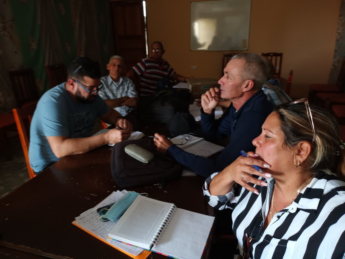 MariaC_Velasco's tweet photo. #Manicaragua amplio y fructífero intercambio delegación @AgriculturaVil1 y empresas sector producción de alimentos. Potencialidades y desafíos ley #SSAN #JuntosPodemosMás @CITMAVCL @citmacuba @Colina_VClara @MilaxyA @ArmandoRguezB @napolesguerra12 https://t.co/QljCxoNe8C