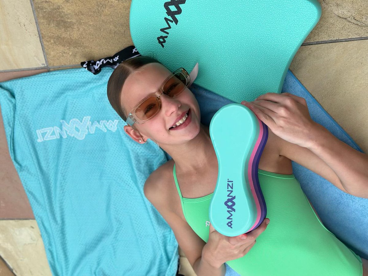 amanziswimwear's tweet photo. Low Stock Alert! Our pull buoys have nearly sold out but don't fret they will be back in the New Year. We have limited colours available:
https://t.co/FrCmLOiv9y

📷 @tiajbell_ 

#Amanzi #AmanziSwim #AmanziSquad  #LookGoodSwimFast #AmanziSwimwear #AmanziGirls https://t.co/nzqYrpEA8q