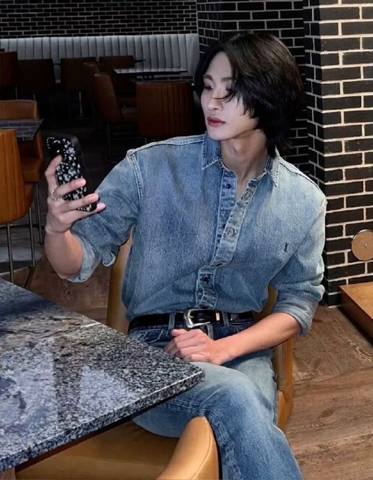 ᅠ
 ❝ 

My youth, my youth is yours
Trippin' on skies, sippin' waterfalls
My youth, my youth is yours
Runaway now and forevermore

                                                                ᅠ❞