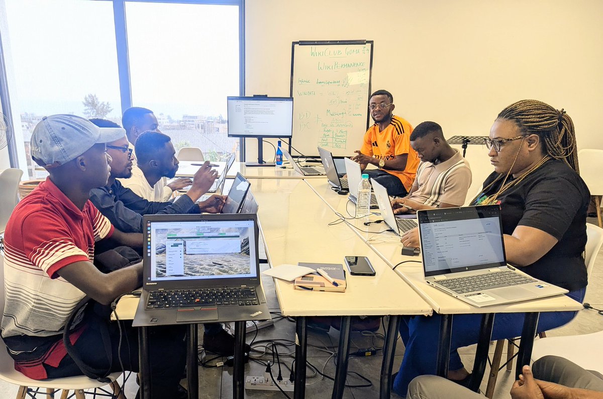 Retour en images sur les WikiPermanence du samedi 07, qui ont eu lieu dans deux de nos  WikiClubs.

Nos amis de Goma ont échangé et contribué sur <a href="/wikidata/">Wikidata</a>, tandis que ceux de Kisangani, on travaillé sur comment sourcer un article <a href="/Wikipedia/">Wikipedia</a> 
<a href="/Wikimedia/">Wikimedia Foundation</a> <a href="/WikiSuite/">WikiSuite</a> <a href="/go_innovation/">Go Innovation</a>