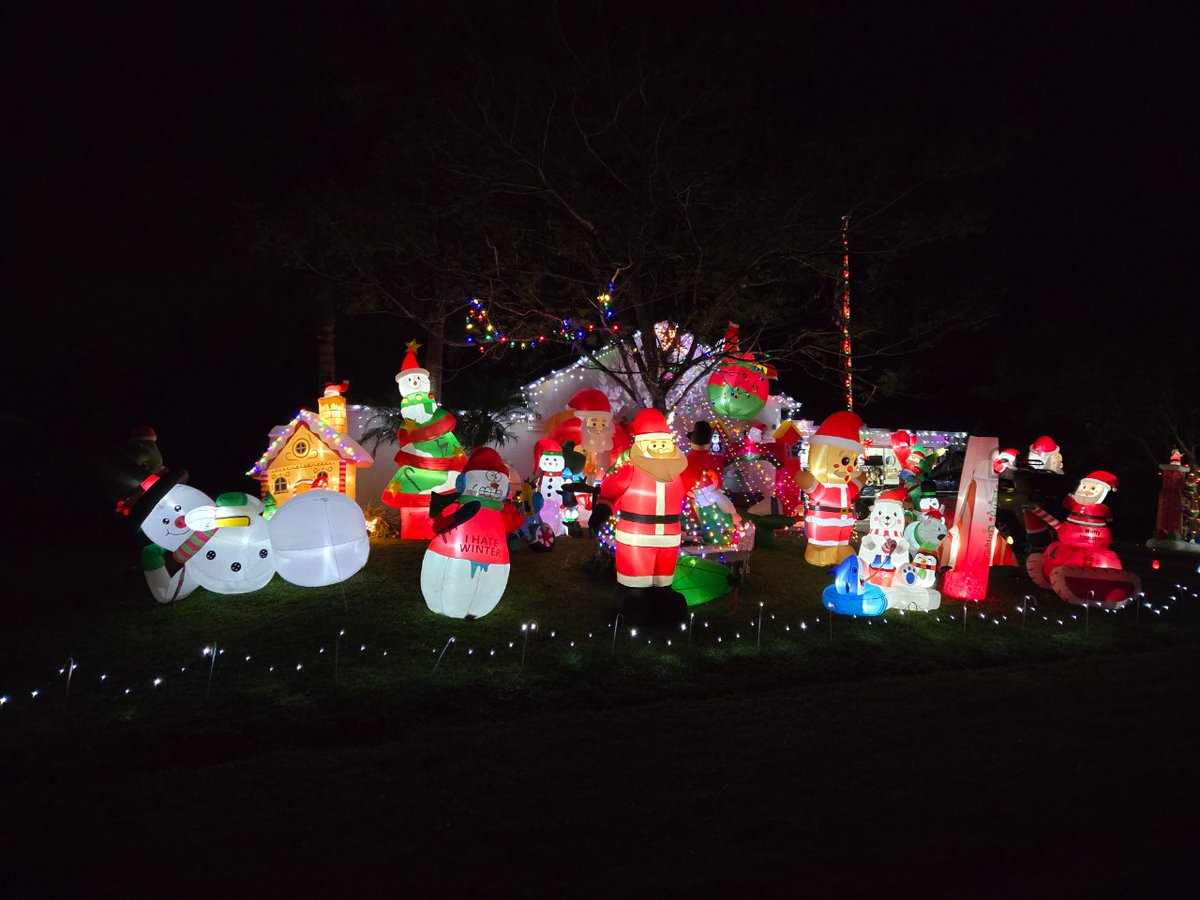 CityPortStLucie's tweet photo. Is your family visiting for the holidays? Take them on a tour of these beautifully decorated homes tonight! ✨
Plan your route ➡️ https://t.co/LU23Fb0MnZ
#PSLinLights https://t.co/LHgzbofbOM