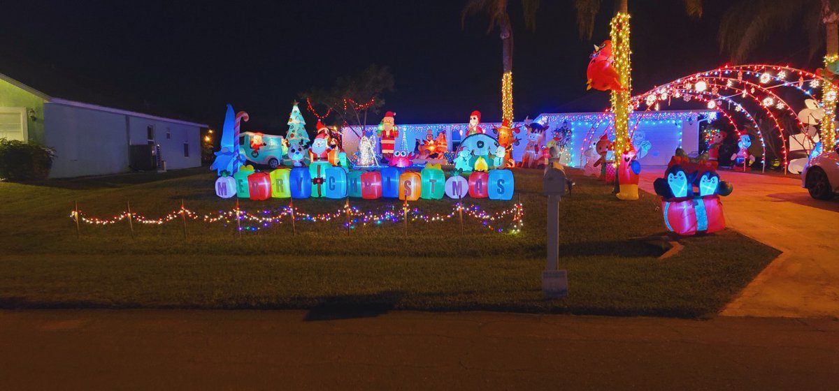 CityPortStLucie's tweet photo. Is your family visiting for the holidays? Take them on a tour of these beautifully decorated homes tonight! ✨
Plan your route ➡️ https://t.co/LU23Fb0MnZ
#PSLinLights https://t.co/LHgzbofbOM
