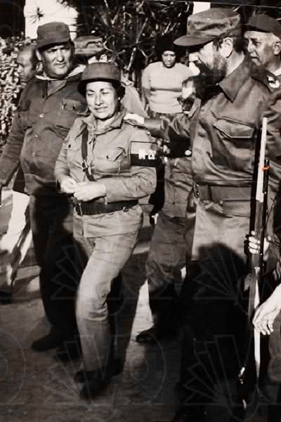 DiazCanelB's tweet photo. Feliz cumpleaños 84 a la guerrillera de todos los tiempos, la general de brigada Delsa Esther Puebla, nuestra querida Teté. Heroína de la Sierra y la Revolución, símbolo de la mujer cubana en la gesta liberadora de un pueblo y fiel soldado del rebelde ejército de Fidel y de Raúl. https://t.co/06rTRUIAQ9