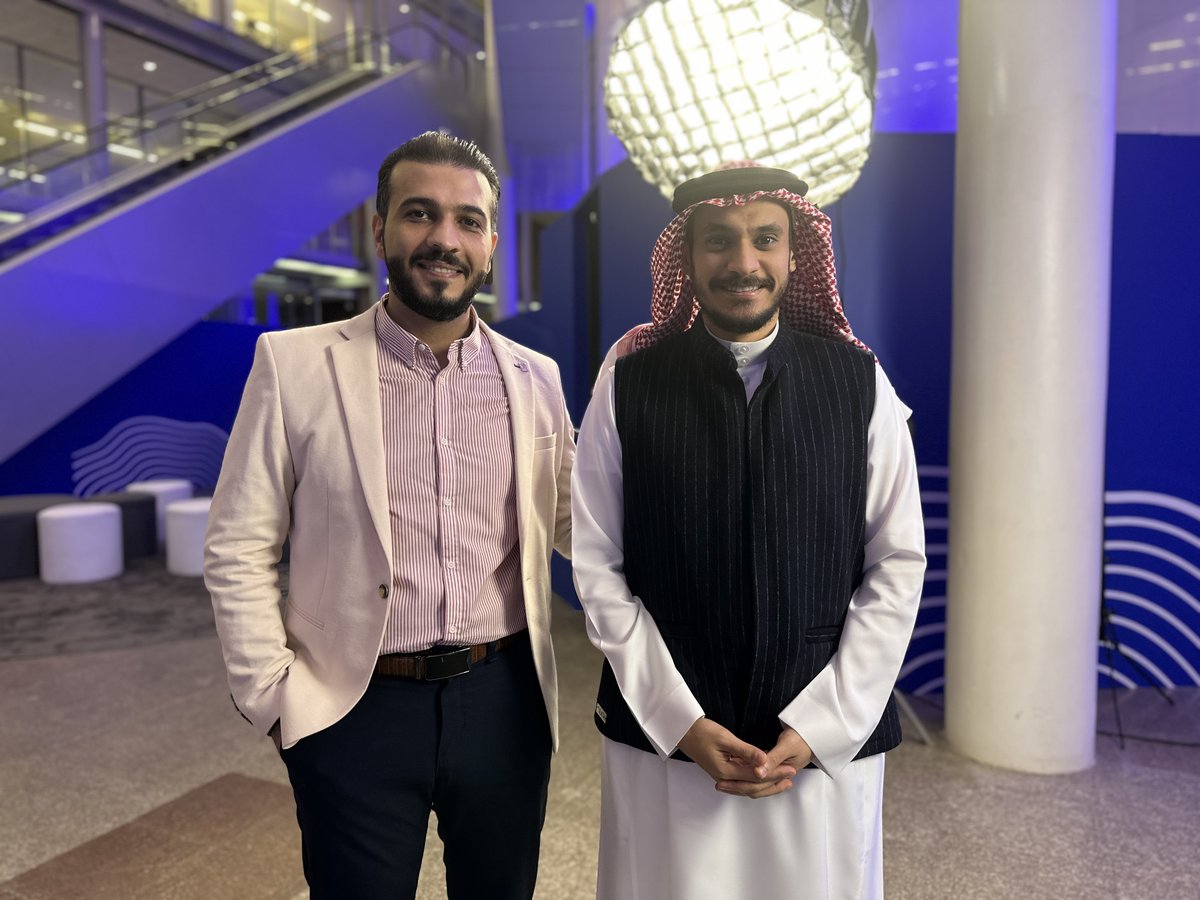 ZarzourAbdullah's tweet photo. 3 أيام من المناظرات والورش والفعاليات الثقافية الفلسفية المثرية في #مؤتمر_الرياض_الدولي_للفلسفة المقام من الرائعين في #هيئه_الادب_والنشر_والترجمه ، كنت سعيدا بحضورها والنهل من فوائدها المعرفية والإنسانية ، وشرفت كضيف على بودكاست #سحابةـأدب وحوار الأستاذة المميزة منى كنعان  .
إن هذه الملتقيات والفعاليات الرائعة سترفع حتما من جودة حياتنا وترقى بوعينا لما يليق بجودة حياة جميلة .
@LPTC_MOC 
@almonakanaan