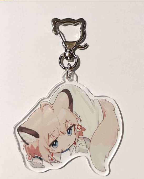 ススーロアクキー届いた!!!!発色きれい!!
冬コミにもっていきます 