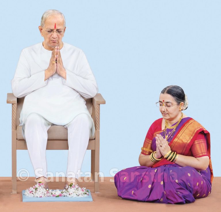 श्रीचित्‌शक्ति (श्रीमती) अंजली गाडगीळजी ‘गुरुदेवजी का मनोरथ जानकर’ तथा इस चरण से भी आगे जाकर ‘सप्तर्षि तथा ईश्वर के मनोरथ’ को समझकर दैवी कार्य कर रही हैं !
#tuesdayvibe
#sanatansanstha
For more info....sanatanprabhat.org/hindi/111951.h…