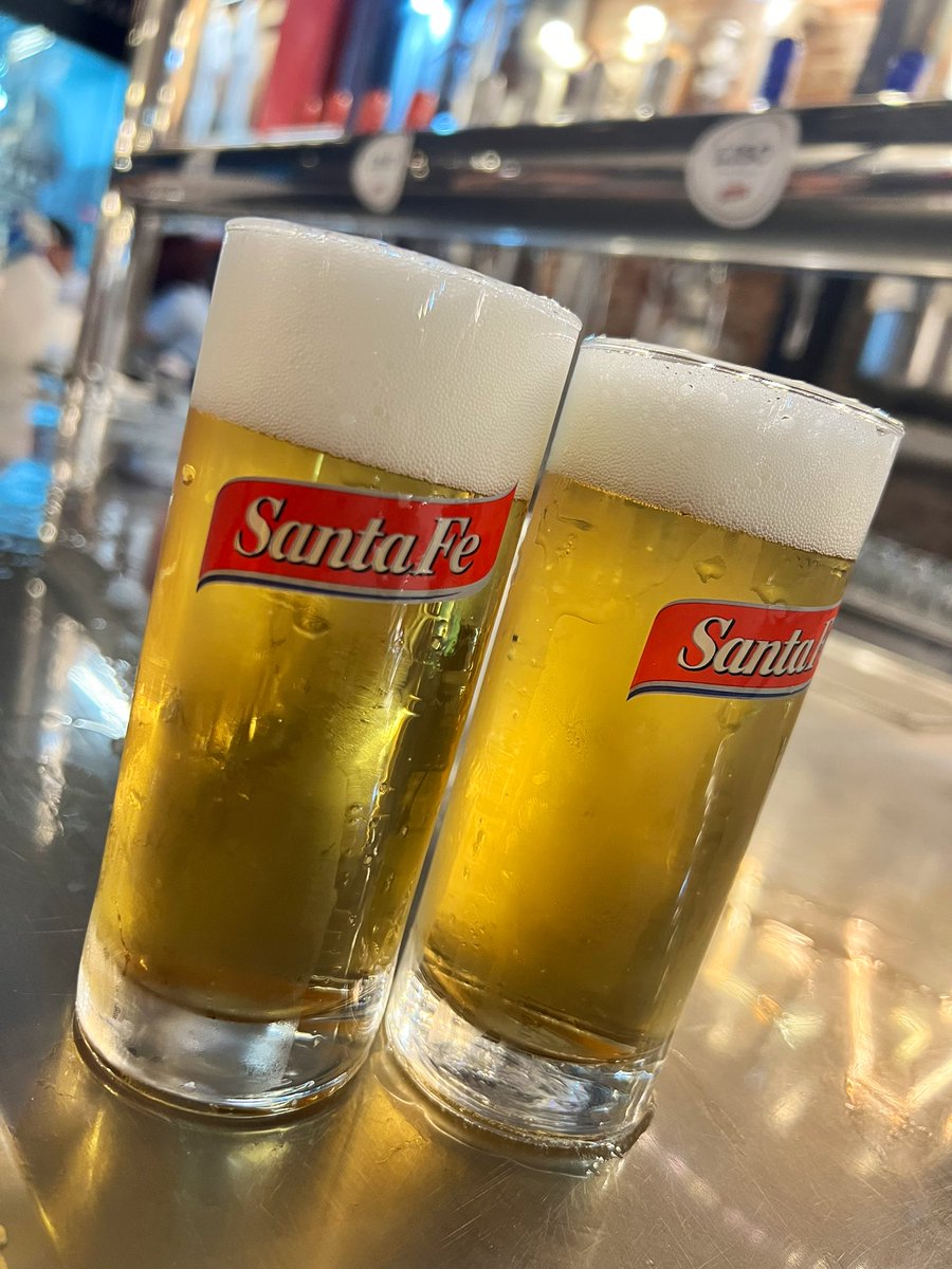 El cielo se ve así y de fondo suena cumbia Santafesina 🍺