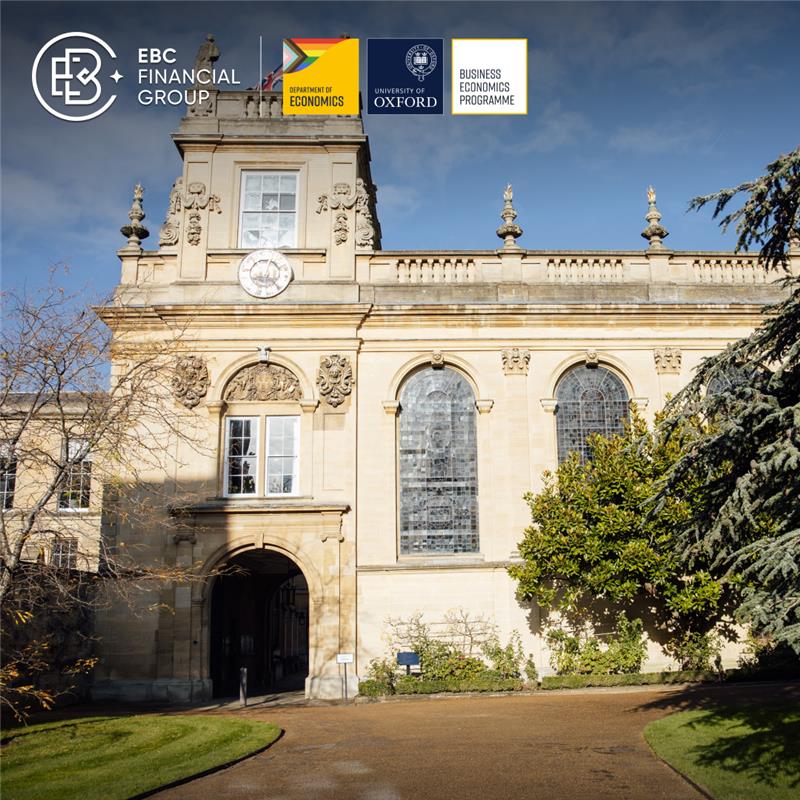 ebc_trading's tweet photo. #EBCFinancialGroup は、オックスフォード大学経済学部と再びタッグを組んで🤝「What Economists Really Do」シリーズ最新回を開催!✨
今回は、持続可能な経済の未来を築くための具体的な解決策を探りました。#WERD
👇イベントのハイライト ✨
🗣️バヌ・デミール・パケル准教授:政府による意識向上と、企業や消費者の行動変容を促す政策の必要性を強調。
💰アンドレア・シアバリ准教授: 企業の社会的責任を促すための炭素税導入を提案。
📈二コラ・レンジャー博士: 明確な政策が投資促進やコスト削減につながるとし、気候変動対策をより実現可能で有益なものとして捉え直すことを提唱。
👨💼デイビット・バレット (EBC英国法人CEO): 政策の透明性向上と、企業と個人の責任を促す政策の必要性を訴求。
イベントの詳しい内容はコチラからチェック✅ https://t.co/TjLOepwJW1
#EBC #EBCInsights #Oxford #持続可能な経済