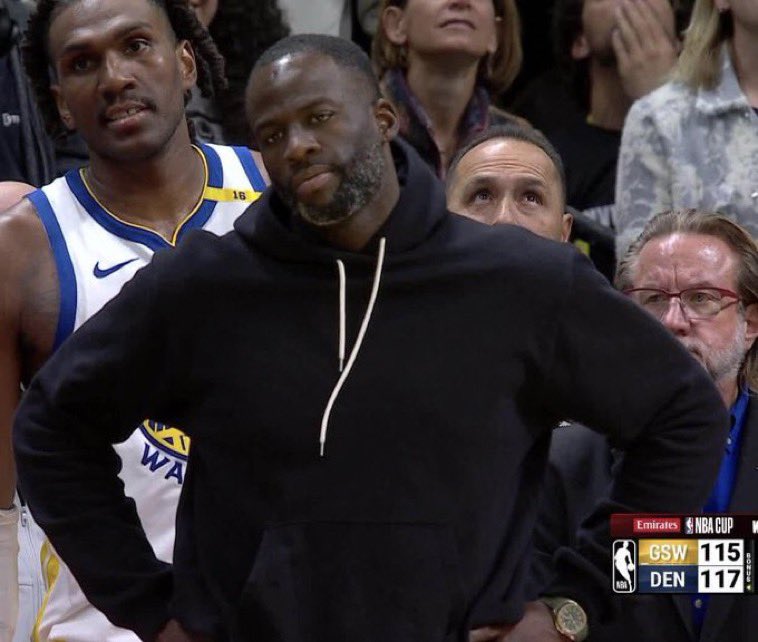 onlyonesmittyy's tweet image. ad break 1 min into da lyra match #hateithere