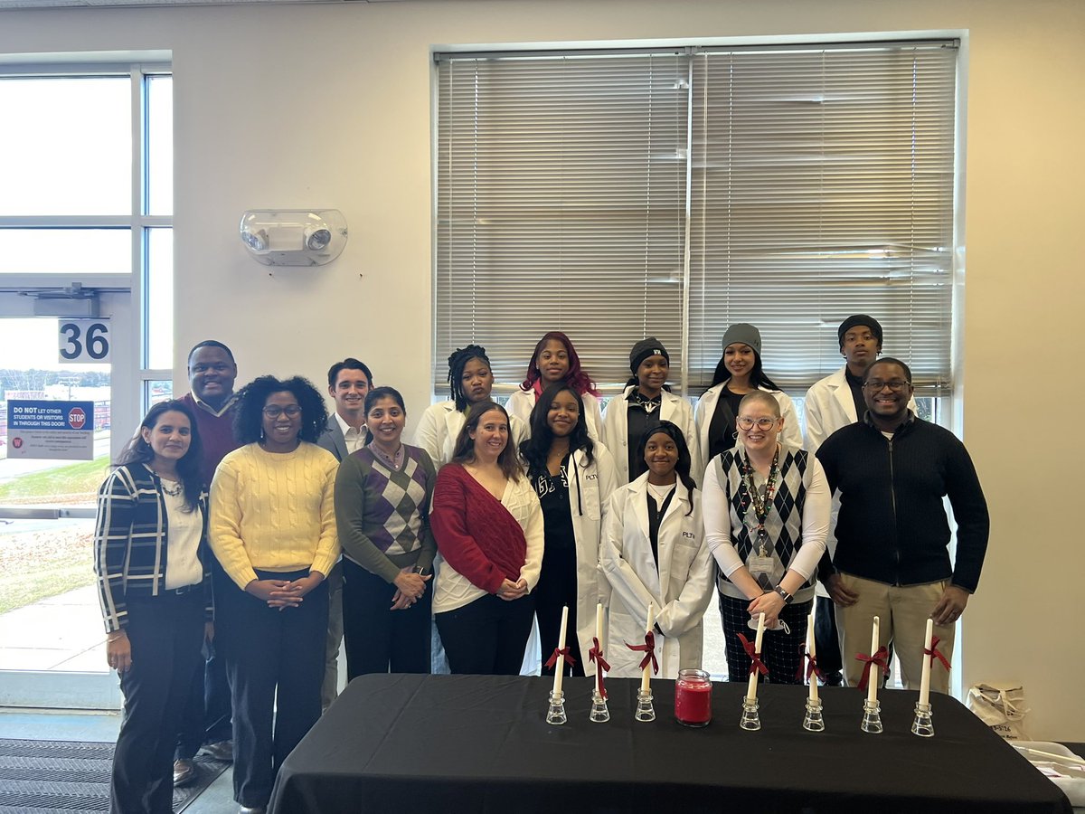 ashapraks's tweet photo. 🎉 Proud moment at @WoodlawnHS_BCPS! We celebrated our students’ dedication and achievements at the #whitecoatceremony , marking the start of their journey in STEM.🥼💡Honoring tradition, excellence, and a bright future ahead! ✨🌟 @JamelJernigan @MiVidaMParham #STEM #Innovation https://t.co/sy9MSNSzkE