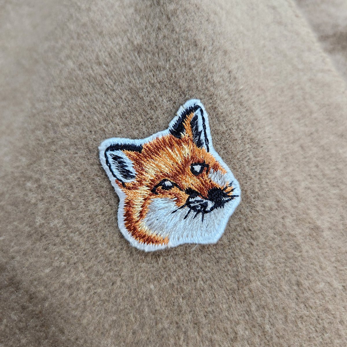 YohotheFox's tweet photo. Had to put this on today.
Who's else could, but me?
#kitsune #winterissues https://t.co/M2gnnzYd9u