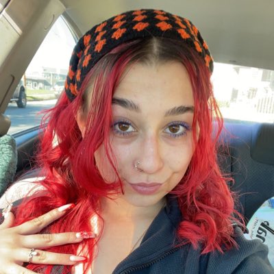 Lmao_Emmy's tweet photo. #NewProfilePic https://t.co/y2nXEftl5J