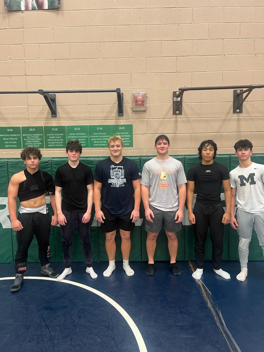 DHSWrestling's tweet photo. Wrestlers of the Week Lucas Harper, Bryce Willis, Logan Criteser, Brady Hamby, Jaad Lorth and Tyler Tremonti! @Criteser_Logan @hamby_brady https://t.co/irsRcSKzxw