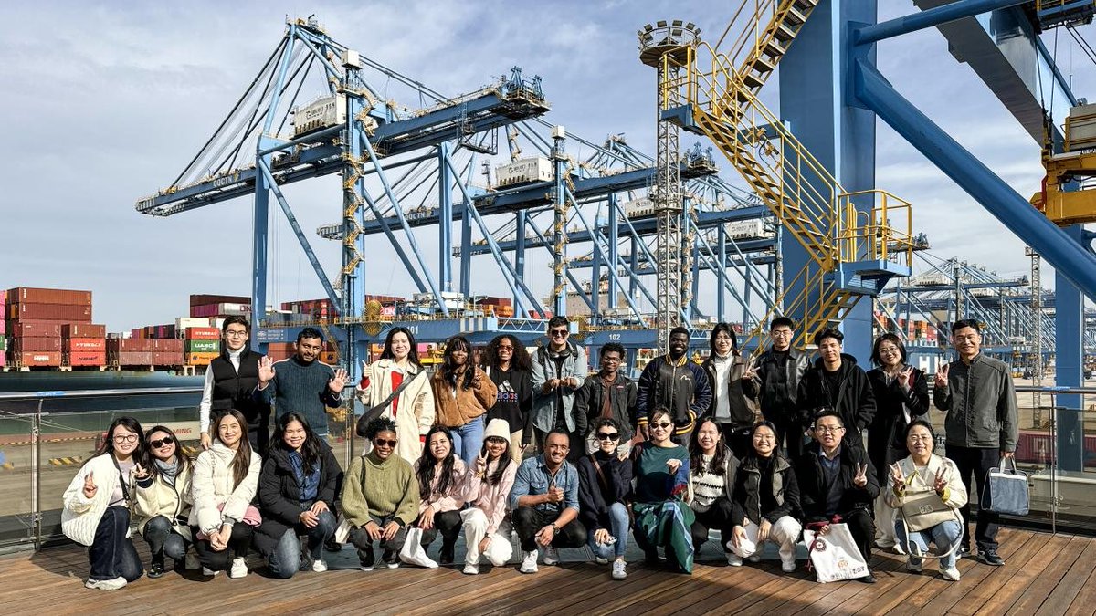 The city is famous for its fresh #beer, modern port and beautiful scenery. Which city is it? Yes, it is #Qingdao in #Shandong province. 

International students from University of International Business and Economics (#UIBE) visited Qingdao in early November🥰, immersing themselves in the history and modernity of the coastal city.  🏙

A student from Yemen said he was shocked by the fast development of China's coastal city and hoped his hometown can learn from and keep pace with it.  

#StudyInChina #EncountersWithChina 
@loveqingdao  @iShandong