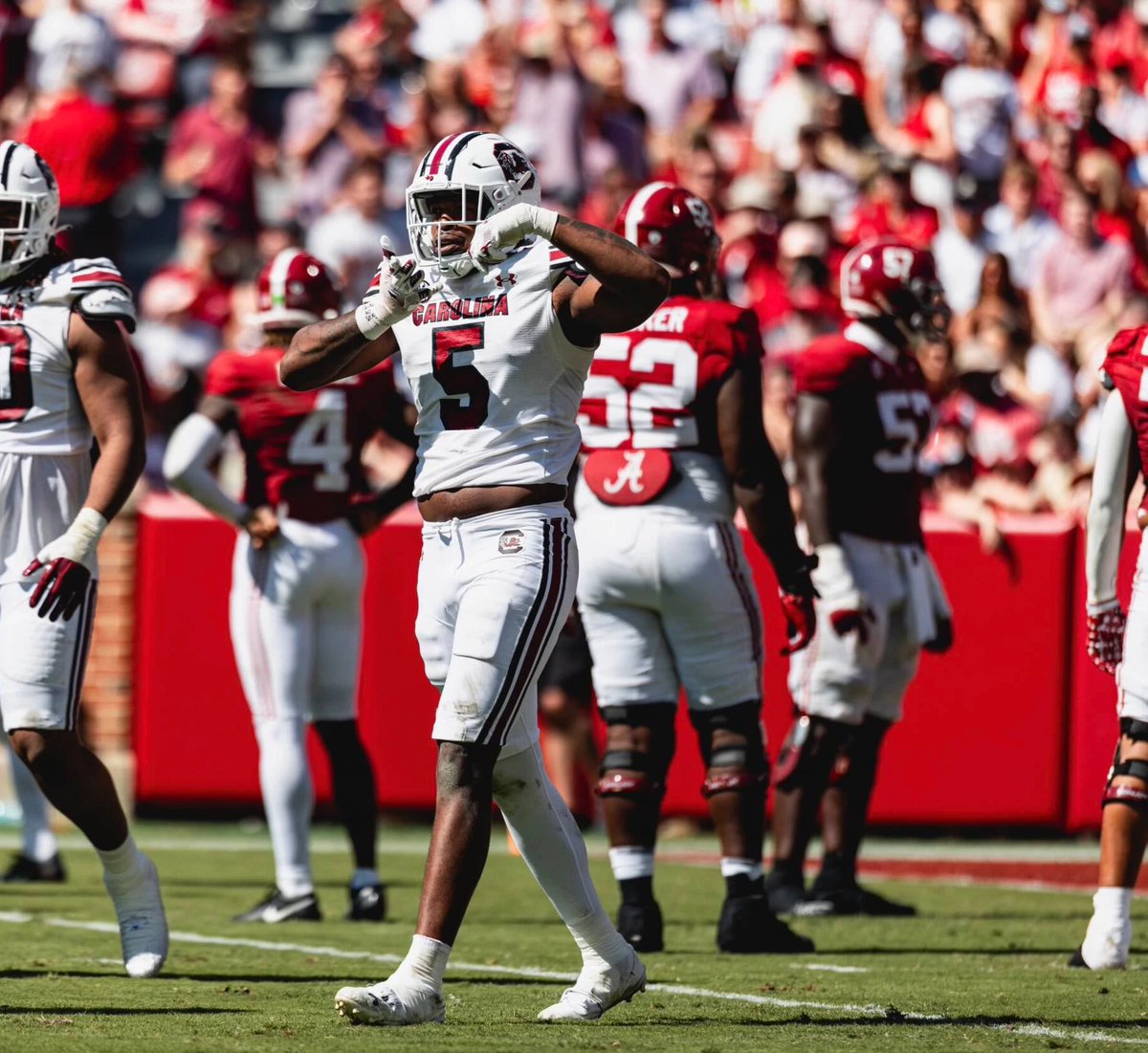 THE BEST DEFENSIVE PLAYER IN THE COUNTRY!!! KYLE KENNARD IS YOUR BRONKO NAGURSKI AWARD WINNER