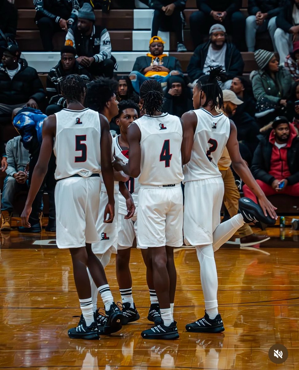 Lincoln VS Everybody