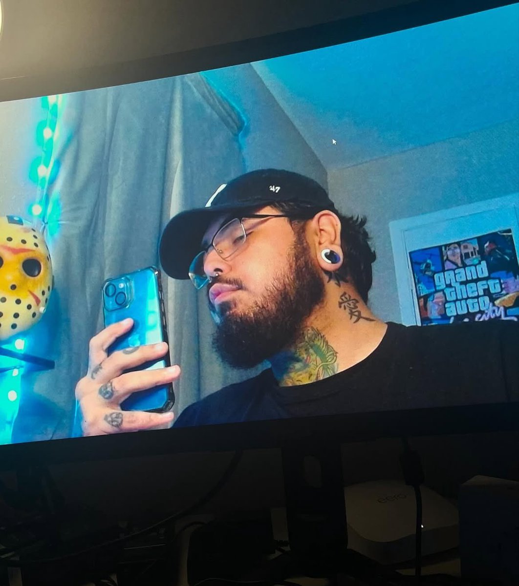 t_chillzz's tweet photo. 1 more sub to hit my goal! I’m dropping a free video if you’re curious. Show some love and click my link. Btw I’m still on Twitch too 🔥

https://t.co/DndEJkRnVj https://t.co/CRk6nwxRYS