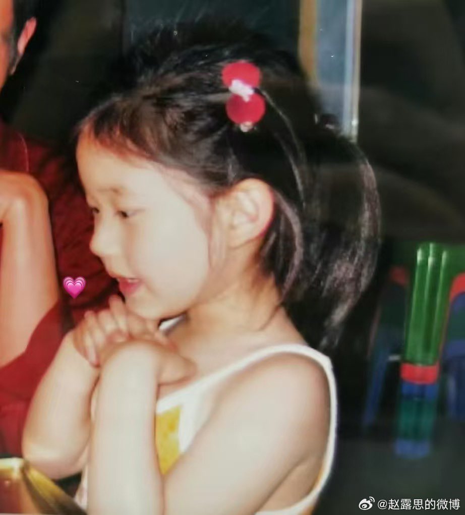 Princess_rosyyy's tweet photo. “จำไว้ว่าคุณสามารถเดินจากไปได้เสมอ เกมจะจบเมื่อคุณหยุดเล่น”

จะอยู่เคียงข้างอยู่ตรงนี้รู้ว่าน้องทุ่มเทและตั้งใจกับทุกๆอย่างที่ทำ ที่ผ่านมาเห็นมาตลอดว่าน้องไม่เคยหยุดพัฒนาตัวเองเลย เกิดมามีชีวิตเดียวอะไรที่อยากทำก็ทำไปเถอะอย่าสูญเสียความเป็นตัวของตัวเองเพราะใครเลย 

รักลู่ซือนะ♡ https://t.co/3jJxpC7BZR