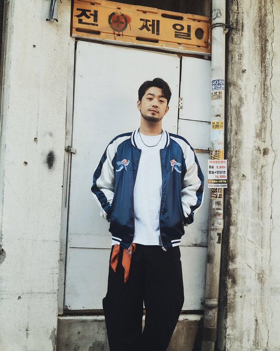 iiS2chim's tweet photo. 뭐지진짜 ;; https://t.co/yvpKrroi27