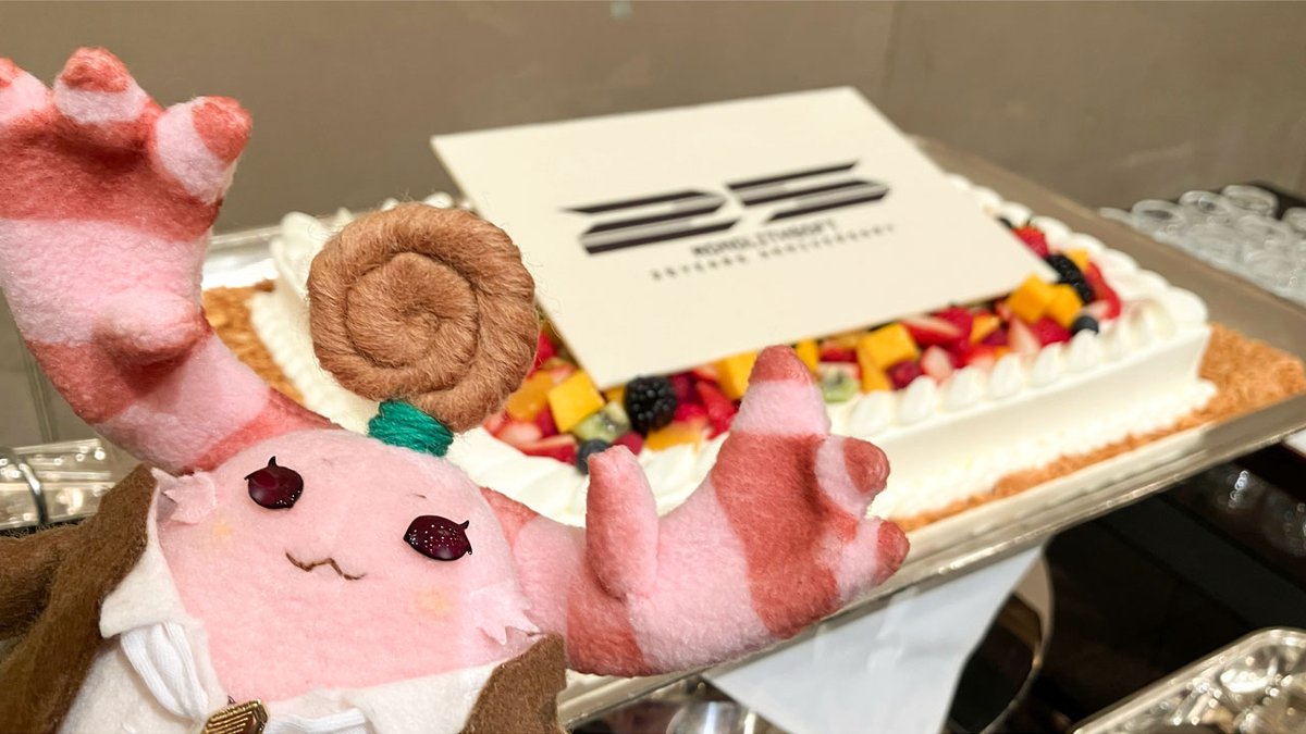 MONOLITHSOFT's tweet photo. 先日モノリスソフトでは懇親会が開かれました！東京・京都にある各拠点のスタッフが都内に集まり、1年の労をねぎらいました。社員も300人近くになり、会場は終始にぎやかでした～
#モノリスソフトの日常 https://t.co/37yFsxvrVu