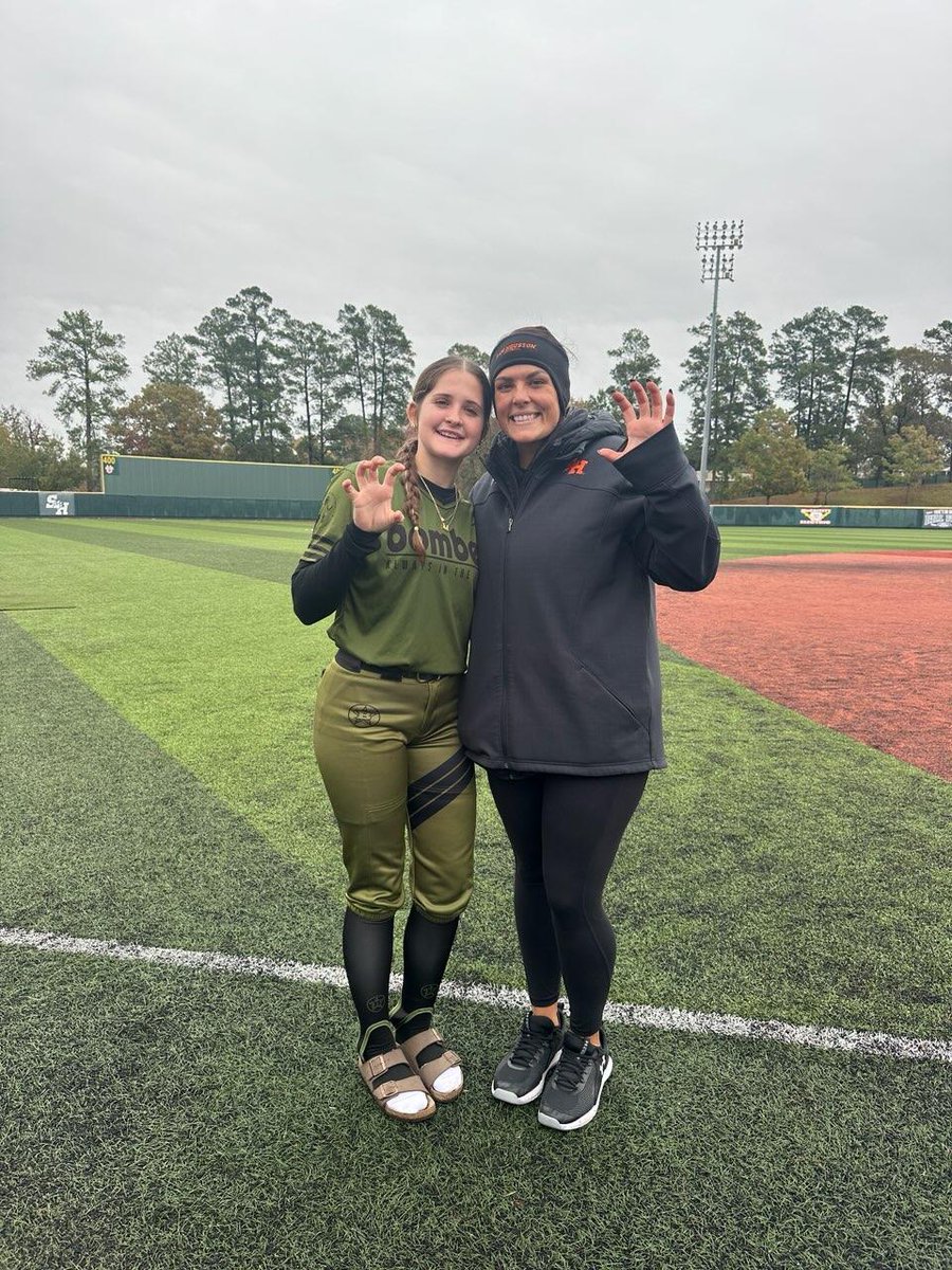 Mackenzie Burdett tweet media