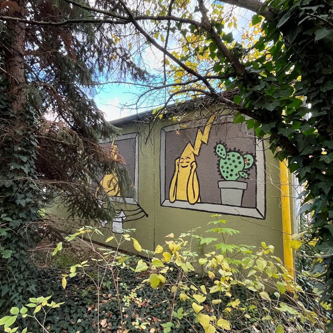 streetart_cz's tweet photo. Art-work by Anna Aňos Kubecová / @DRAWetc
📸 28.10.2024.
📍 Úvaly, Maroldova 1398
#annaanoskubecova #anos #drawetc #streetartczechia #streetart https://t.co/ajiDvbn2iZ