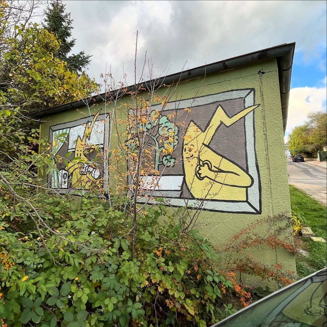 streetart_cz's tweet photo. Art-work by Anna Aňos Kubecová / @DRAWetc
📸 28.10.2024.
📍 Úvaly, Maroldova 1398
#annaanoskubecova #anos #drawetc #streetartczechia #streetart https://t.co/ajiDvbn2iZ