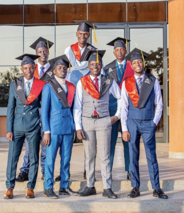 OnguDenis1's tweet photo. Tuesday December 10, 2024👨‍🎓 ! https://t.co/fK7rCB1e1X
