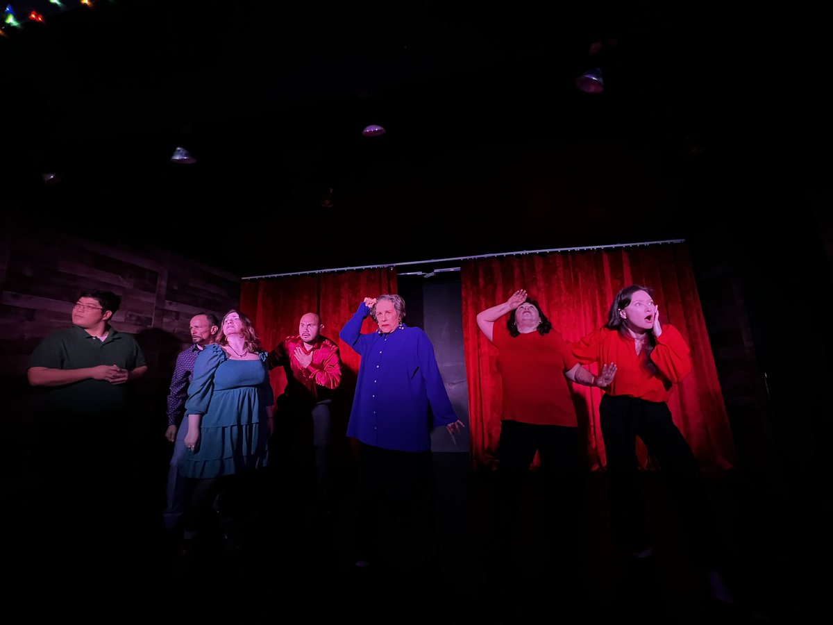 Held2gether's tweet photo. Our Holiday Improv Flight this past weekend was so much fun! Congratulations to the H2G Troupe on a successful show! https://t.co/n1fkASjXkH