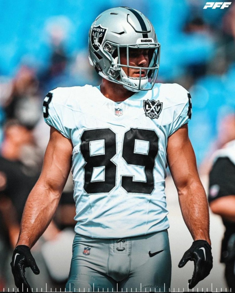 #ProBowlVote Brock Bowers 
1 repost = 1 vote
#RaiderNation