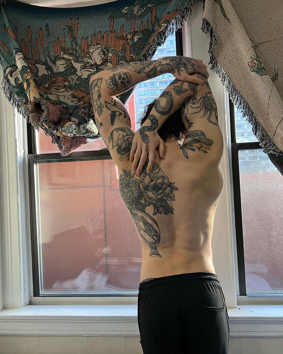 㮍⫘⫘⫘┊𝔈𝔞𝔱𝔬𝔰┊⫘⫘⫘䶴