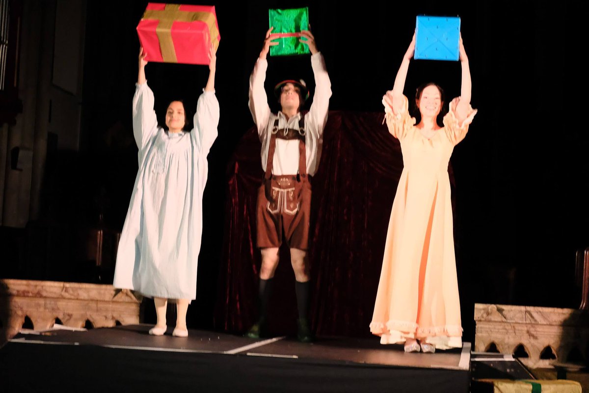 SponProdsTC's tweet image. Just FIVE more chances to catch our most magical Xmas show #THENUTCRACKER at #StBartsChurchSydenham this coming weekend. Don&apos;t miss the show described by audiences as &apos;Beautiful&apos;, &apos;Lovely&apos;, &apos;Fantastic&apos; &amp;amp; &apos;Great value for money&apos; Show pics by @Sydenhamphotos spontaneousproductions.co.uk/events/the-nut…