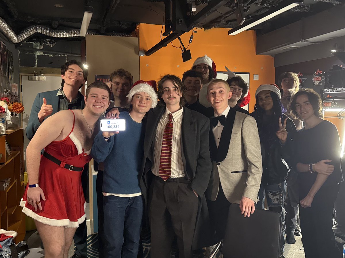 Max 🌊🐳 tweet media