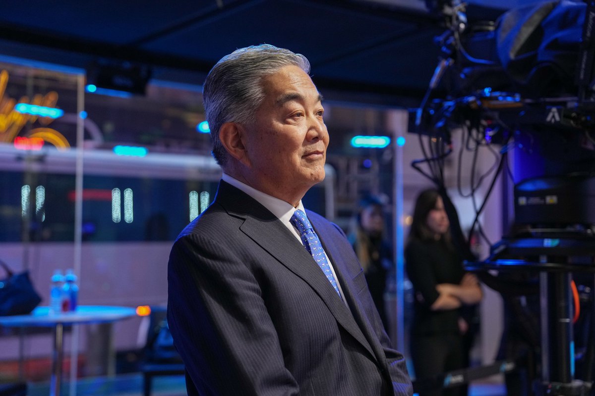 NasdaqExchange's tweet photo. ⚡ Bringing energy to life.

🛢️ Plains All American Pipeline, L.P. is one of the largest independent midstream energy companies in North America, connecting crude oil and natural gas liquids supply to the places that need it.

🎊 Thanks for joining us to ring the @Nasdaq Closing Bell, $PAA!