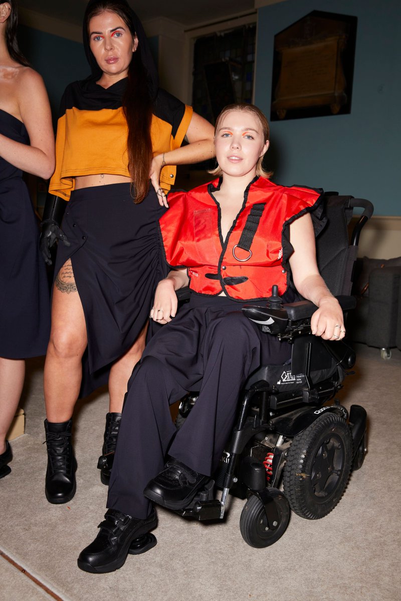 z_coil's tweet image. Z-CoiL takes the stage at London Fashion Week! 🎉 In collaboration with Kaci Kemp, our innovative footwear dazzled on the runway, proving that comfort and style walk hand-in-hand. #LondonFashionWeek #ZCoiLStyle #Fashionmeetsfunction

More about Kaci:
buff.ly/4ePo7Lr