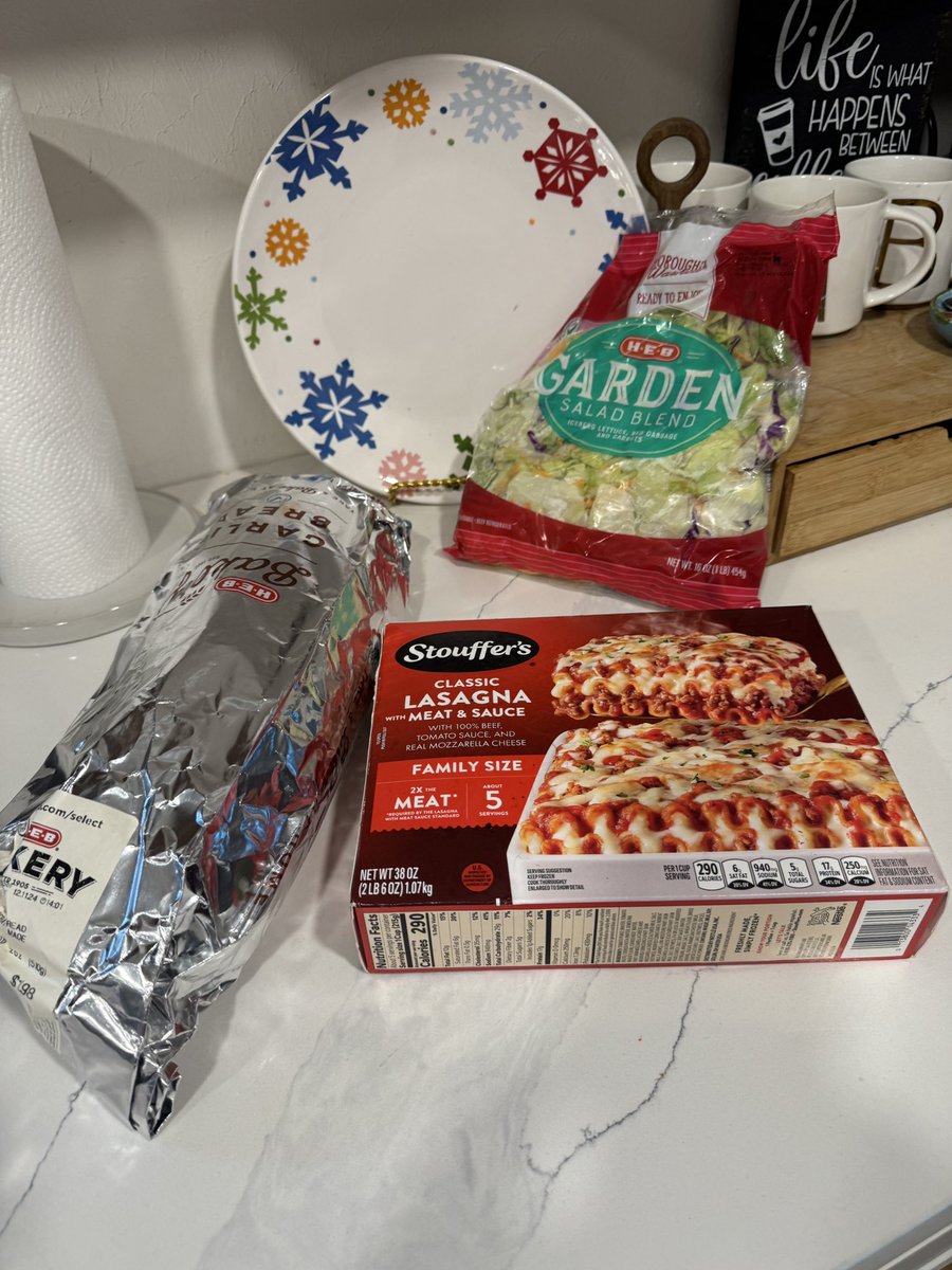 Mrs Heckman and Mrs Stevens are the best!  Thanks for dinner tonight!!🥰🥰 <a href="/HumbleISD_FE/">Foster Elementary</a>