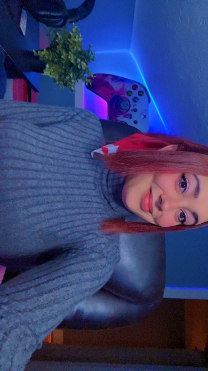 Tazzwolff's tweet image. Live on twitch rn :) link in bio !! Retweets appreciated ❤️❤️