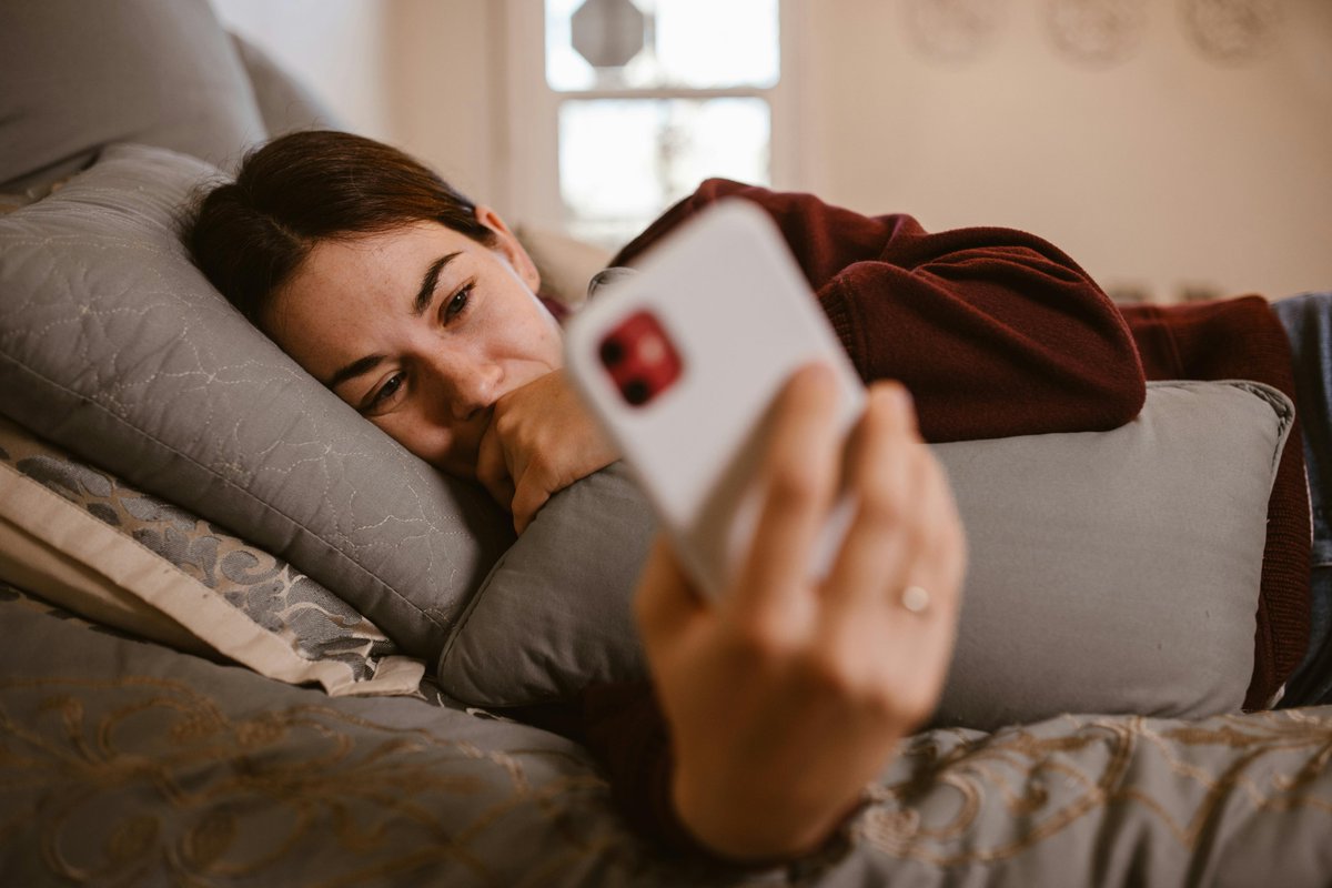 whatiwrote_'s tweet image. louisaguiseauthor.com/article/swippe… I'm very interested to see what #Swipped, on @Channel4 tomorrow will reveal about #smartphoneuse. Read my article about phone use and children.